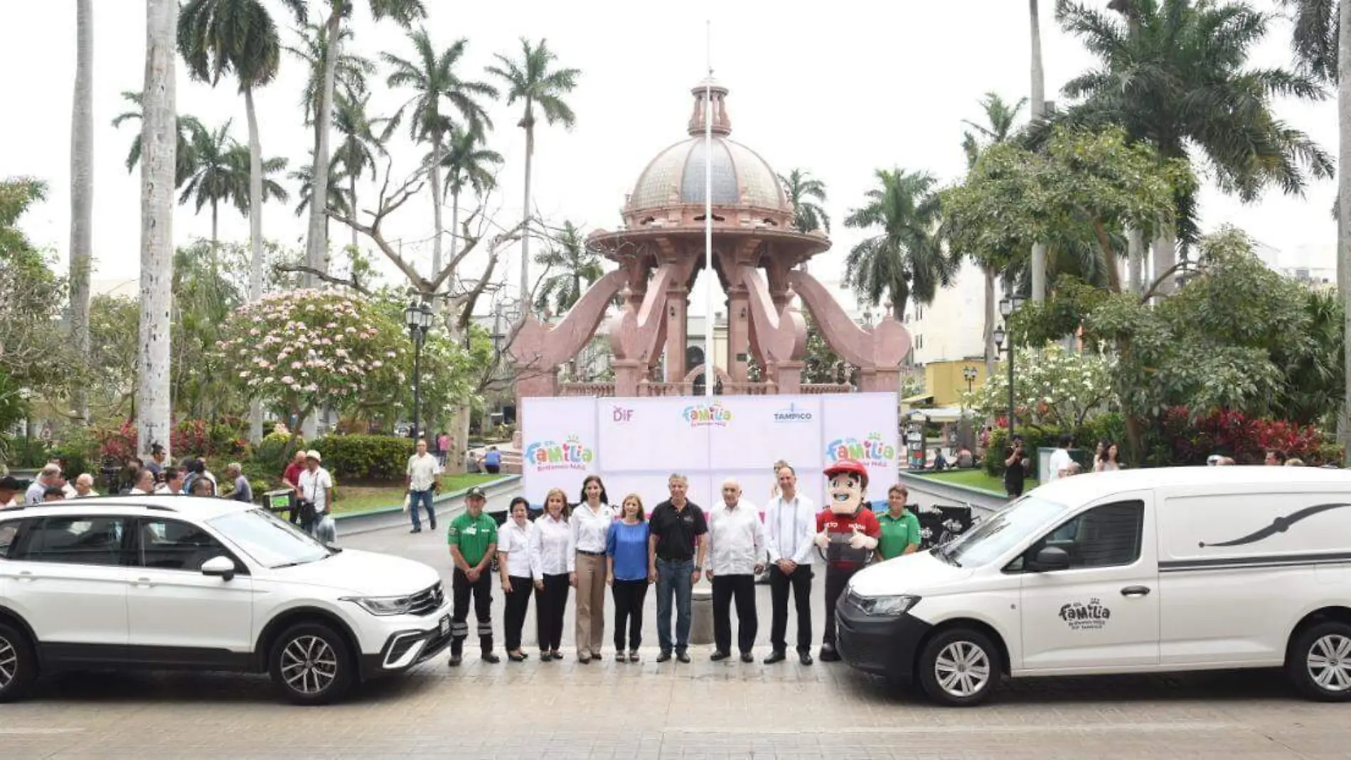 Grupo Garel entrega donación a DIF Tampico 